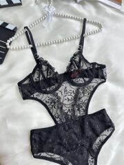 Scarlest Çiçek Desenli Siyah Bodysuit