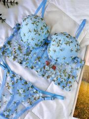 Scarlest Özel Tasarım Mavi Dantel İşlemeli Çiçek Desenli Destekli Bralet Takımı