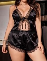 Scarlest Büyük Beden Siyah Dantel İşlemeli Saten Şortlu Takım