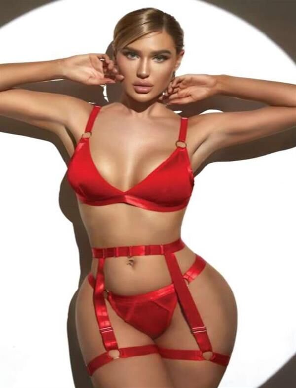 Scarlest Kırmızı Bacak Aksesuarlı Fantezi Jartiyer Takım