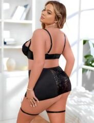 Scarlest Büyük Beden Siyah Dantel İşlemeli Dekolteli Jartiyer Takımı