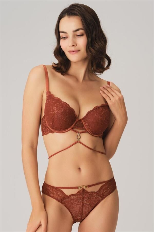 Scarlest Balenli Destekli Dolgulu Göbek Detaylı Dantelli Sütyen ve Slip Takım