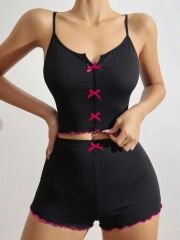 Scarlest Pamuklu Siyah Üstüne Pembe Kurdelalı Fitilli Askılı Şortlu Pijama Takımı