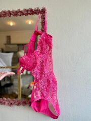 Scarlest Çiçek Desenli Pembe Bodysuit