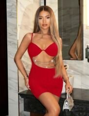 Scarlest Zincir Detaylı Göğüs Dekolteli Kırmızı Mini Club Elbisesi