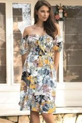 Dokuma Önden Bağlamalı Çiçek Baskılı Omuzu Düşük Büstiyer ve Önden Düğmeli Etek Takım